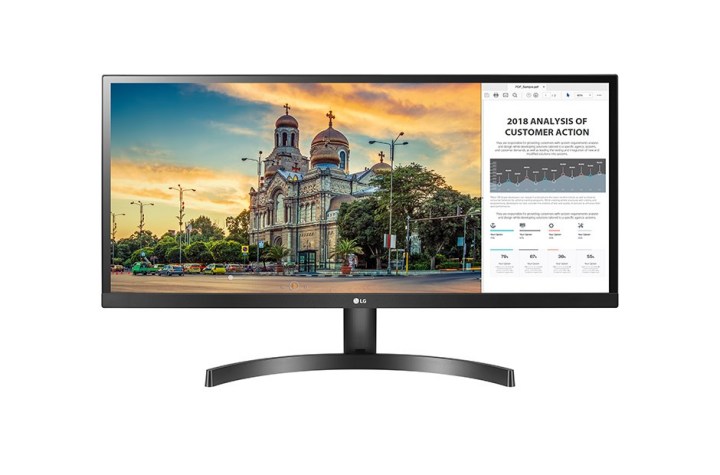 Monitor LG Ultrawide meningkatkan pengalaman multitasking.