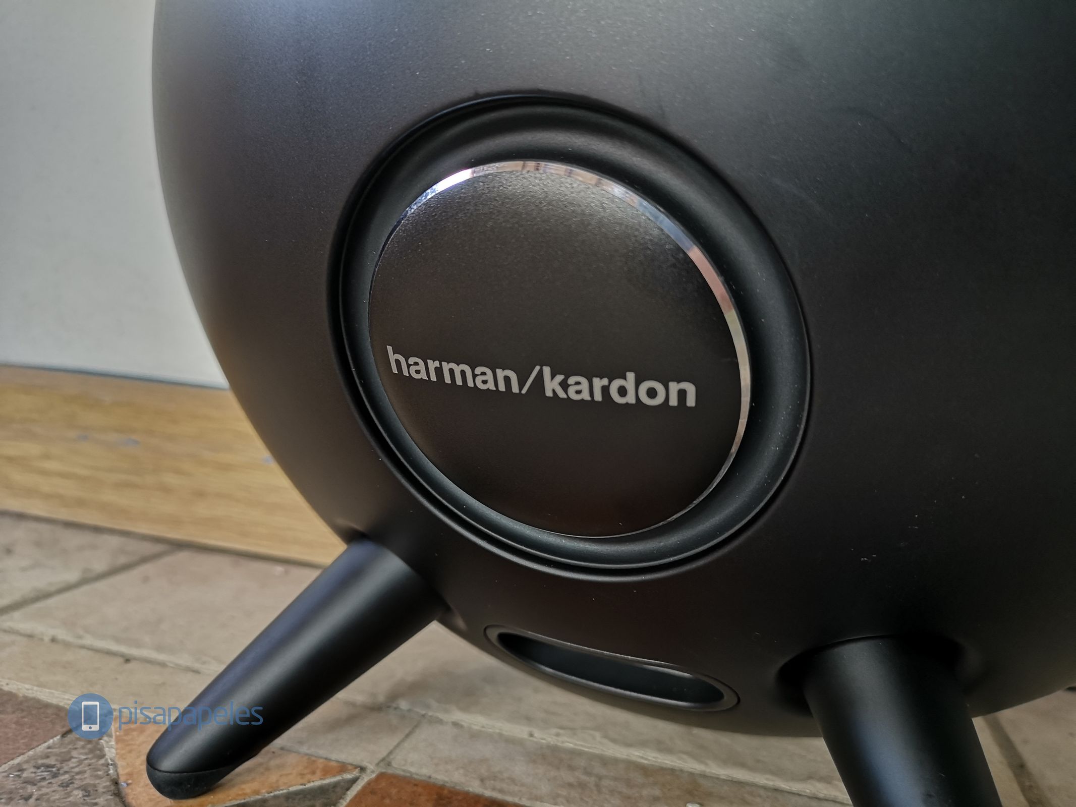 Review Harman Kardon Onyx Studio 4 7"width =" 2133"height =" 1600