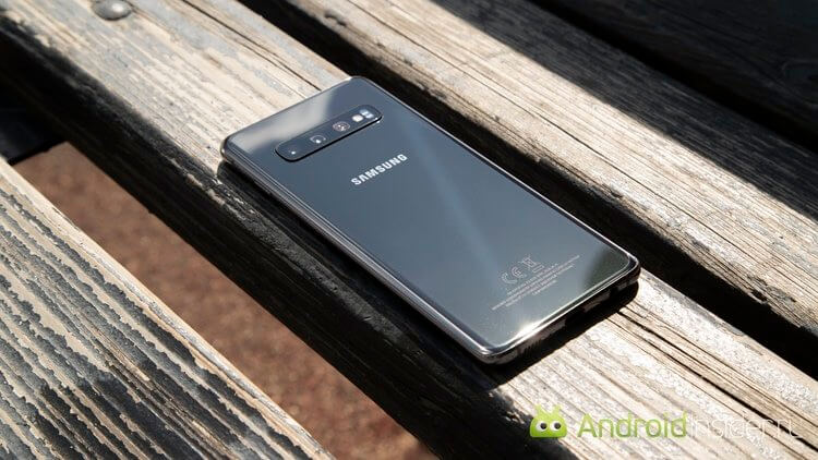 Samsung Galaxy S10 - bagus, tapi dengan kekurangan 3