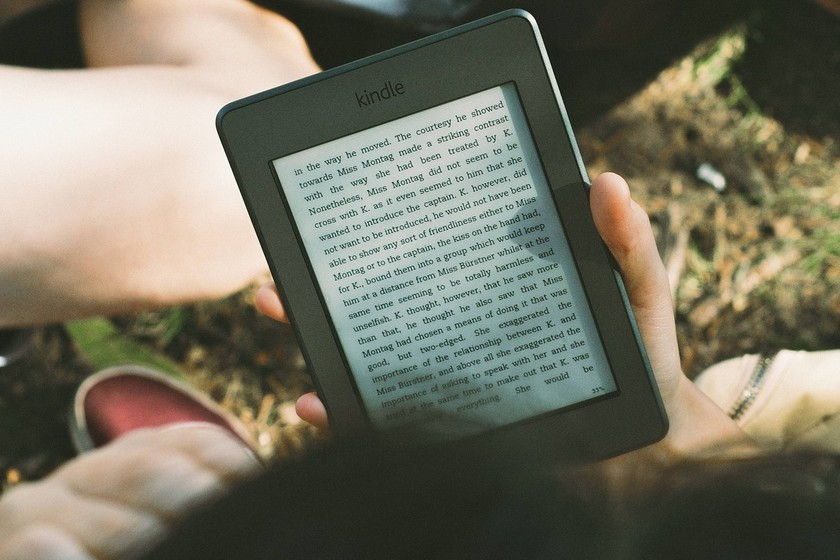Akhirnya Amazon sudah memungkinkan untuk memberikan buku elektronik Kindle: ini adalah langkah sederhana demi langkah