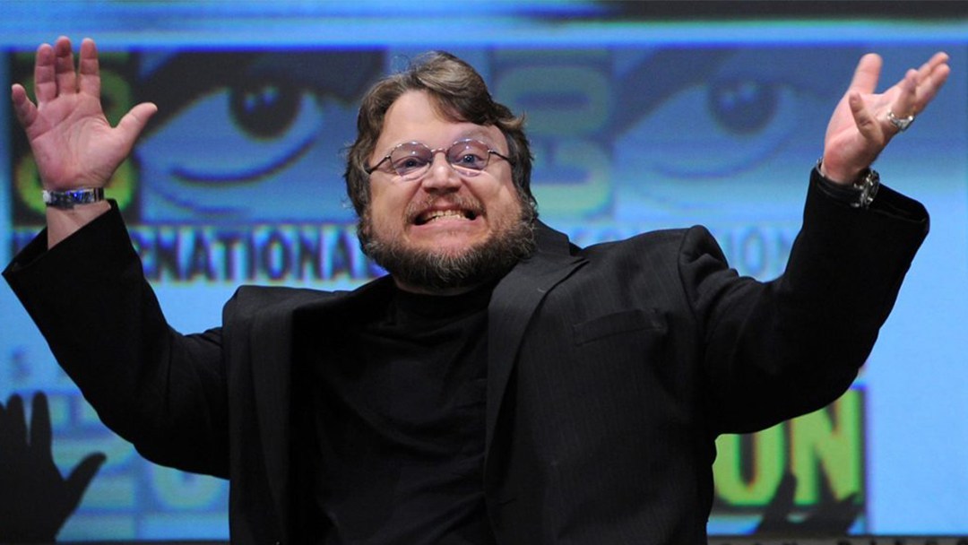 Guillermo del Toro memberikan wawancara eksklusif ... kepada Anda selama 8 tahun
