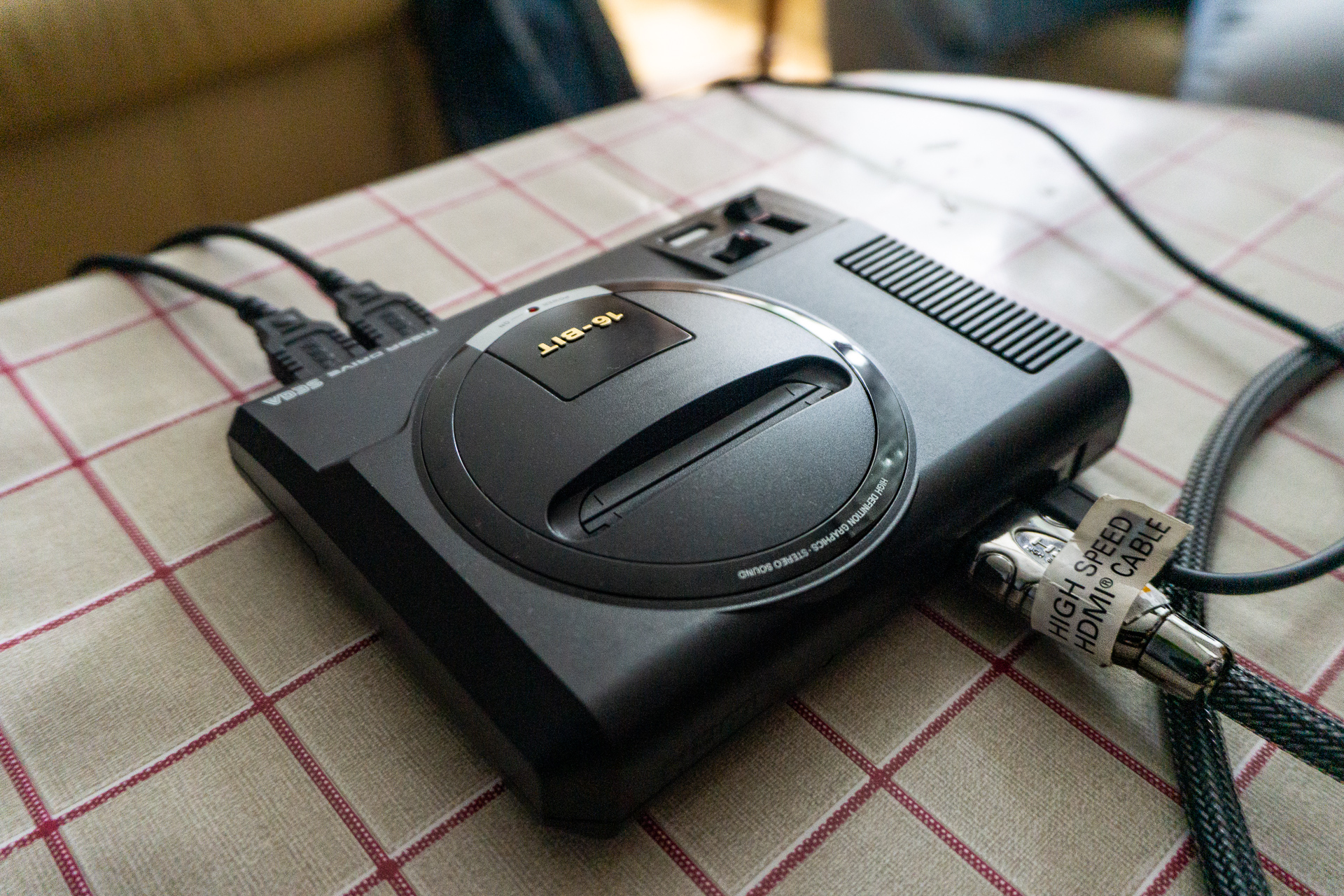 SEGA Mega Drive Mini console test - kelemahan dan kelebihan terbesar dari platform retro 90-an yang baru 5