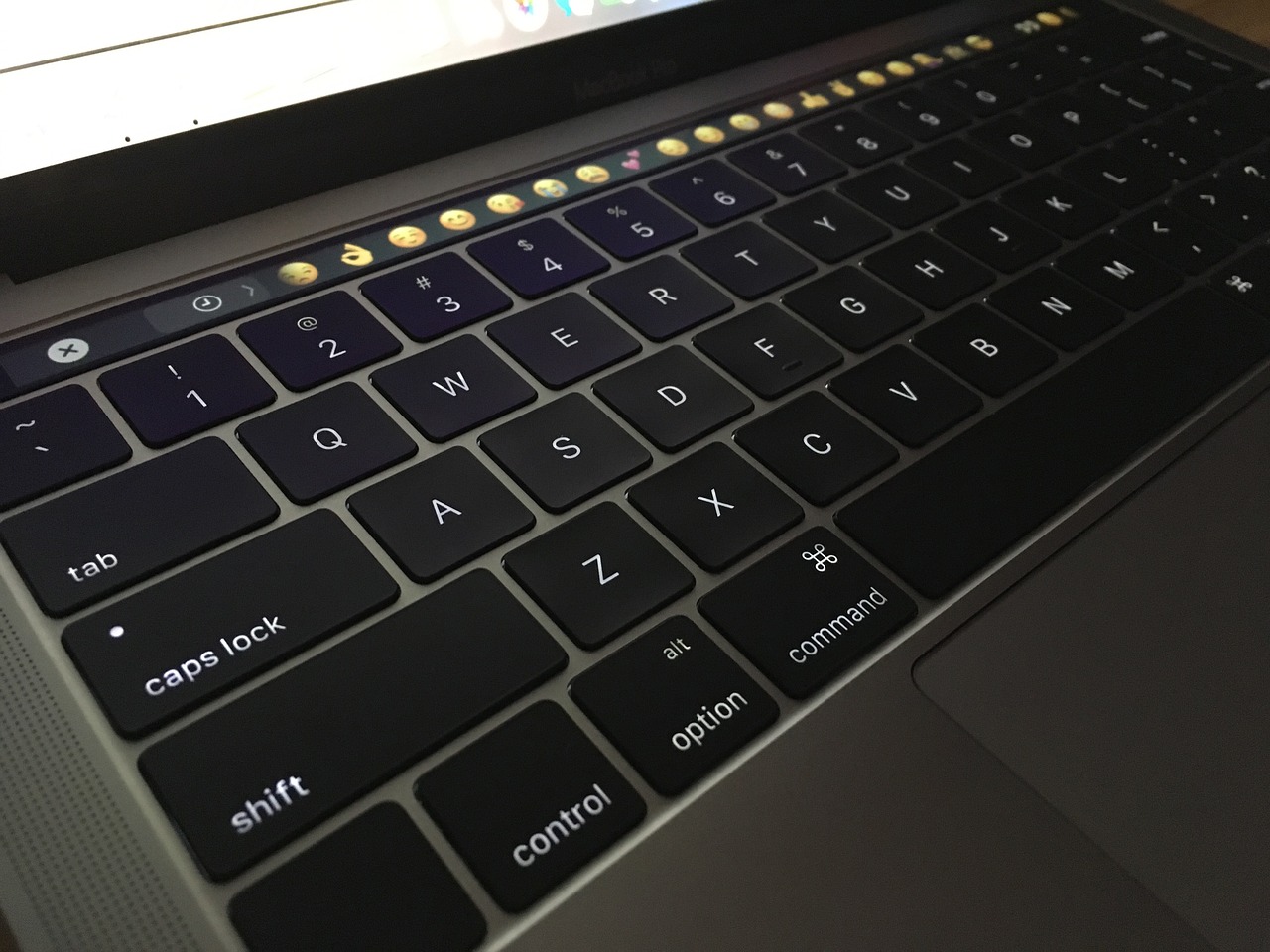 Apple Saya dapat mengabaikan tata letak keyboard kontroversial MacBook Anda