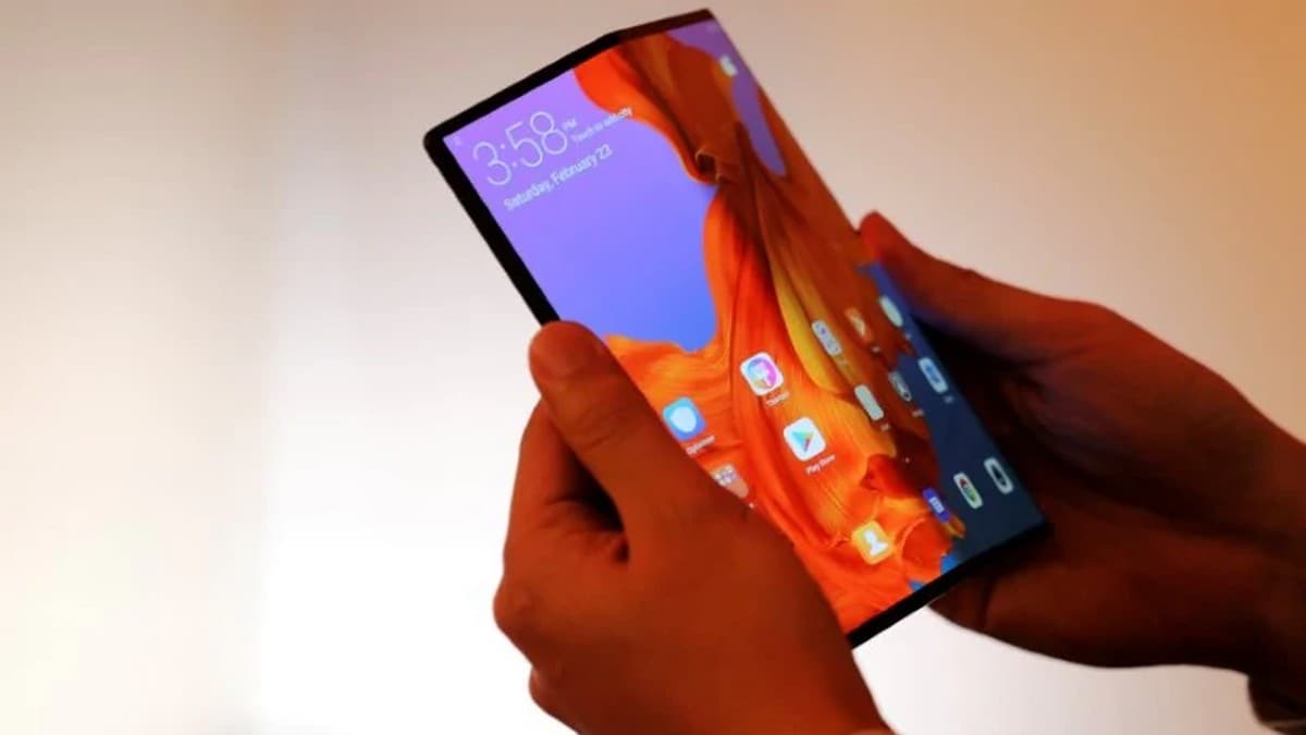 Huawei Mate X Foldable Phone Still Being Optimised, Company Executive Says