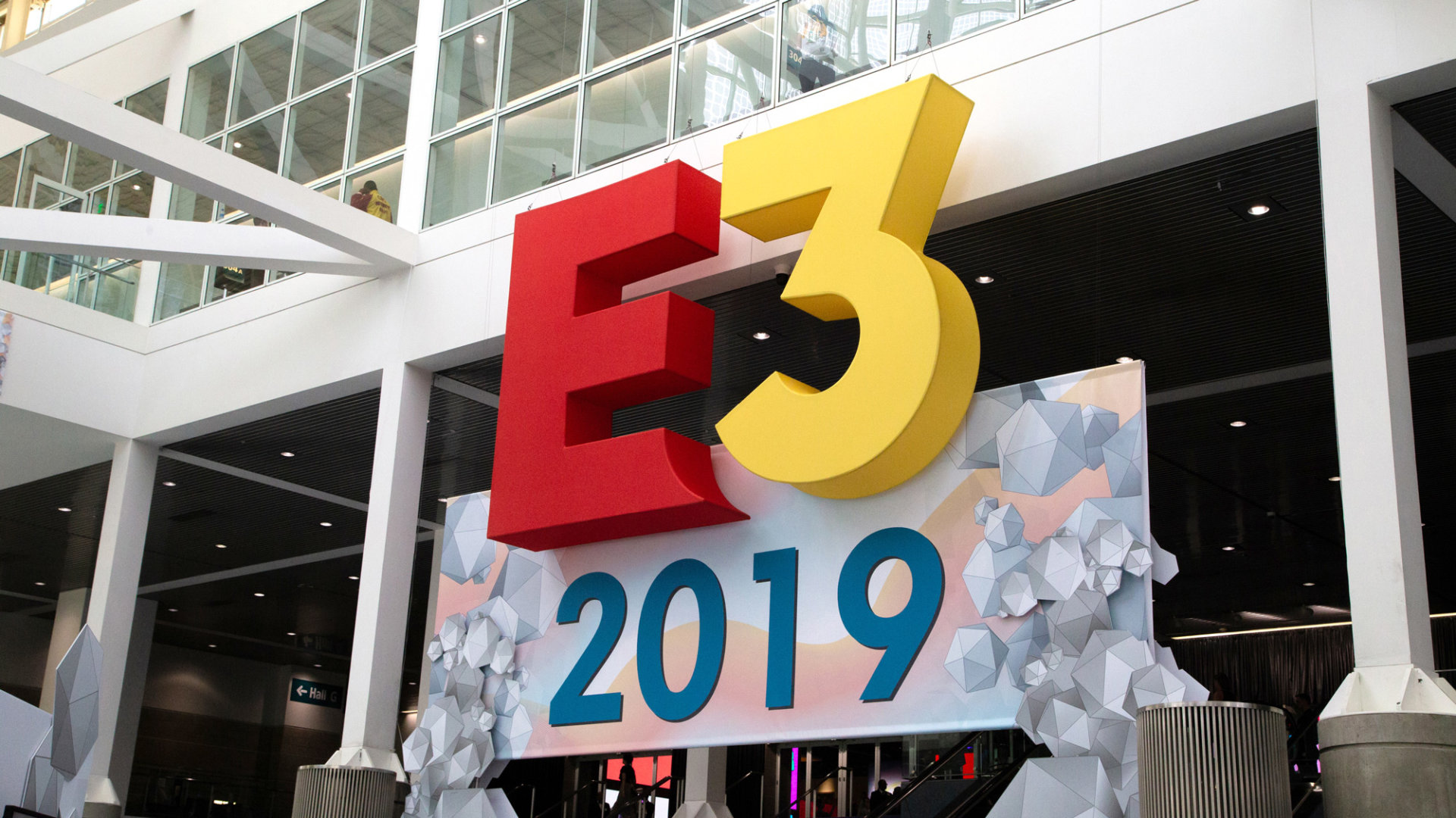 Organisasi di belakang E3 menyaring informasi pribadi dari ribuan peserta