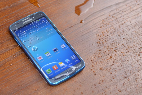 Samsung Galaxy S4 Aktif, Alternatif yang Kasar
