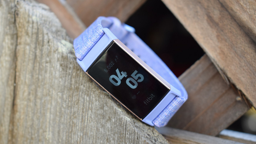 Penawaran Fitbit terbaik untuk Agustus: Pelacak kebugaran murah dan jam tangan pintar "class =" lazyload sebaris kolom