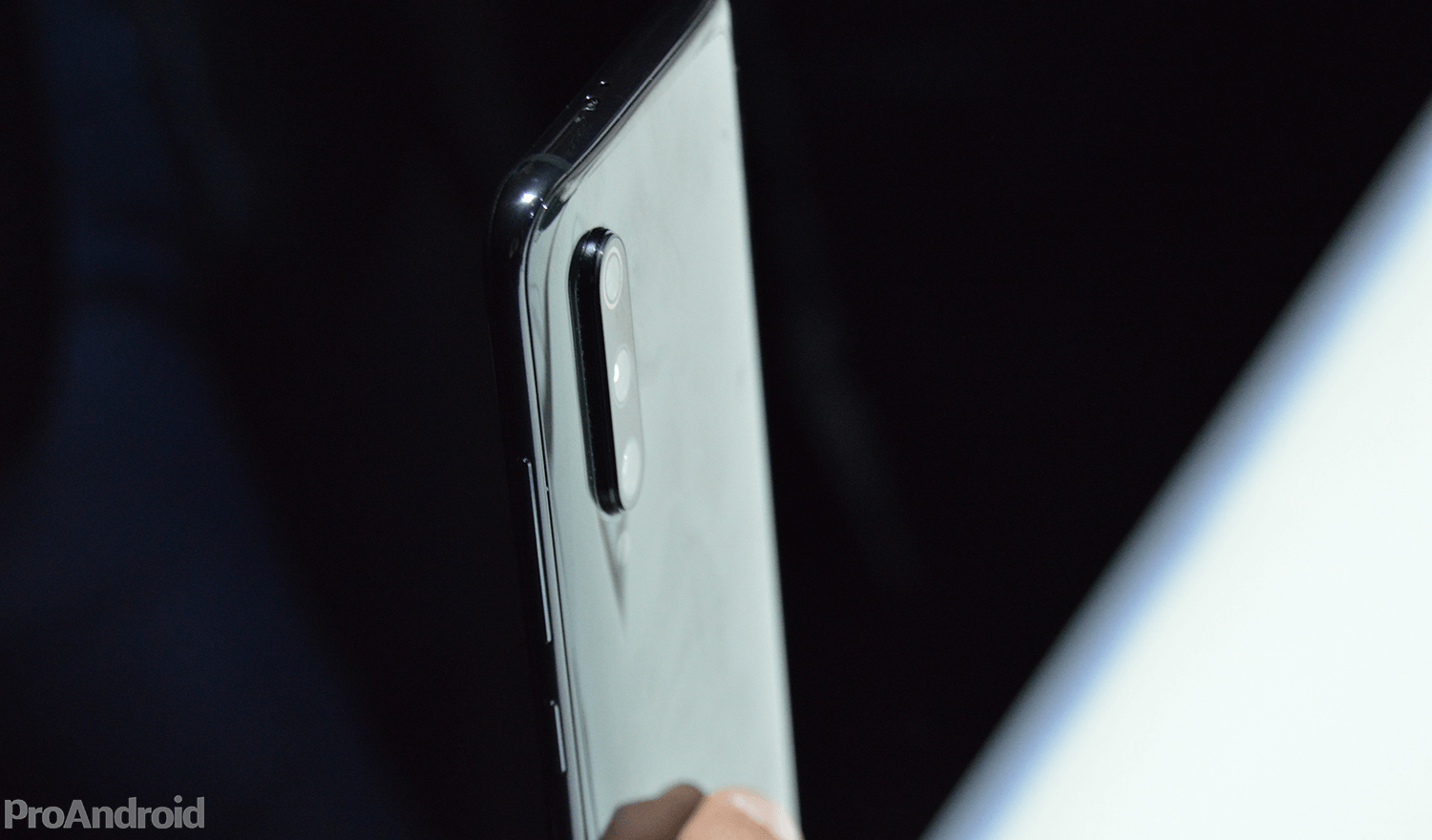 Xiaomi Mi 9S 5G появился на TENAA с Snapdragon 855+ 1