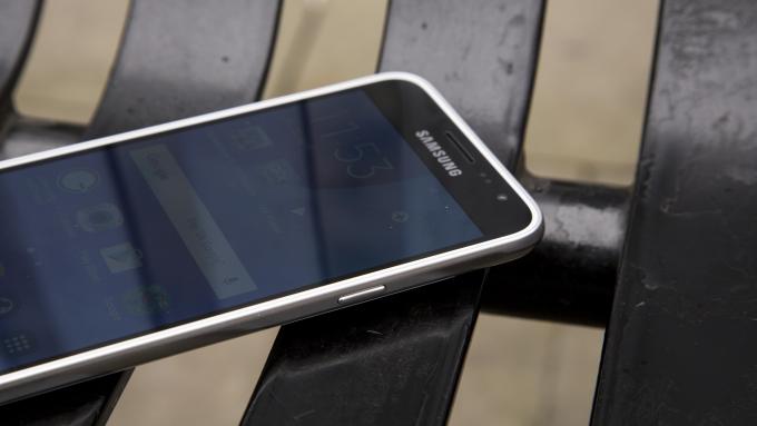 Samsung Galaxy Sisi J3
