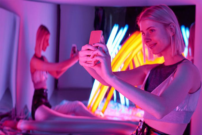 Slutlig!  Super Night-läge når selfiekamera på Huawei P30