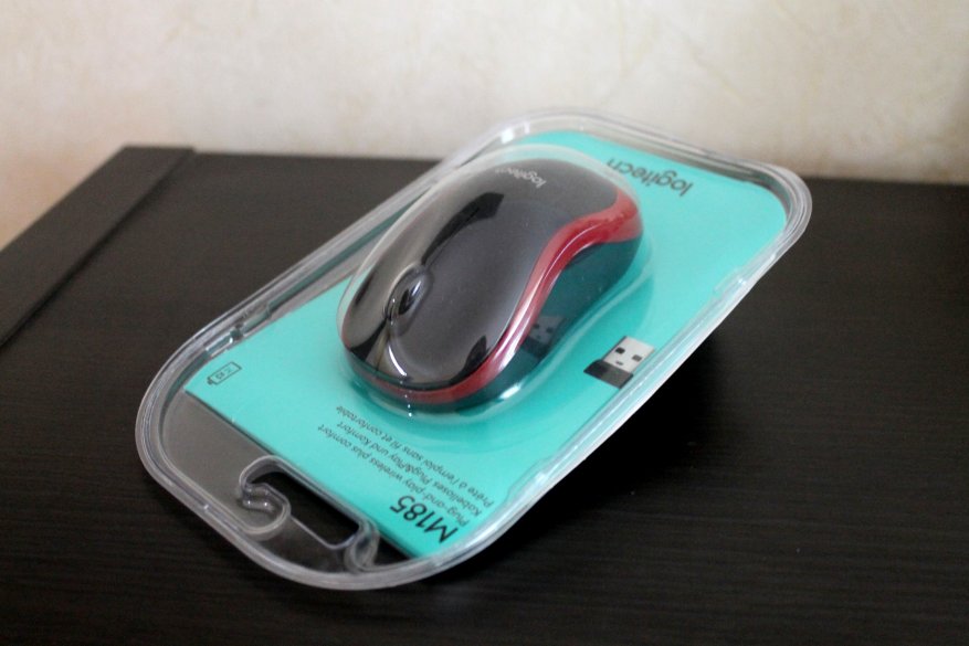 Logitech Wireless Mouse M185: tikus yang sempurna untuk bekerja 1