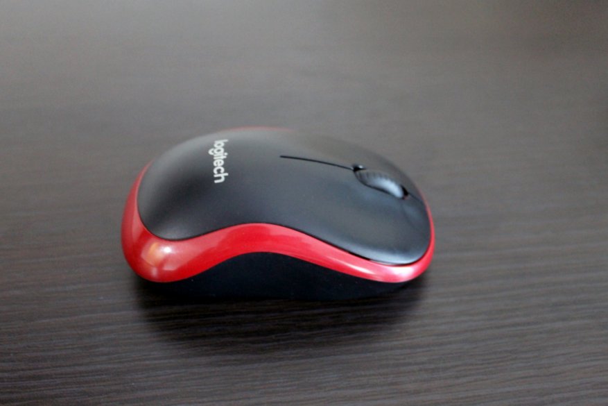 Logitech Wireless Mouse M185: tikus yang sempurna untuk bekerja 7