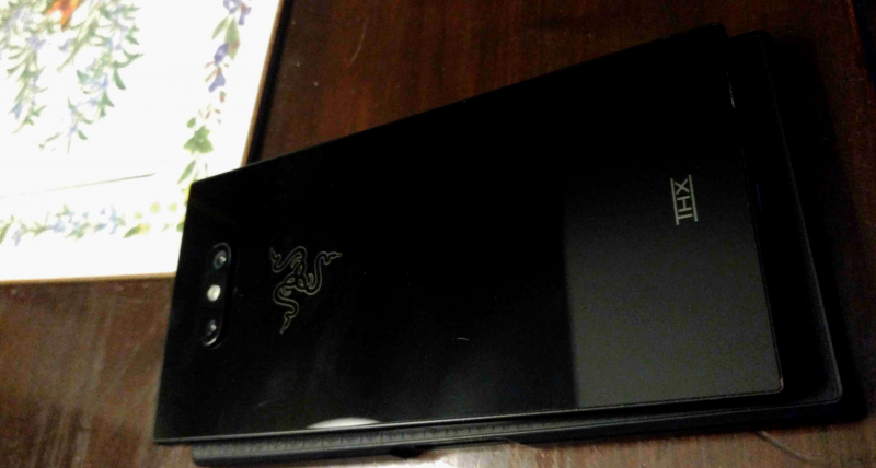 Razer: Prototipe Razer Phone 2 dengan memori 512GB, dua SIM dan logo THX muncul