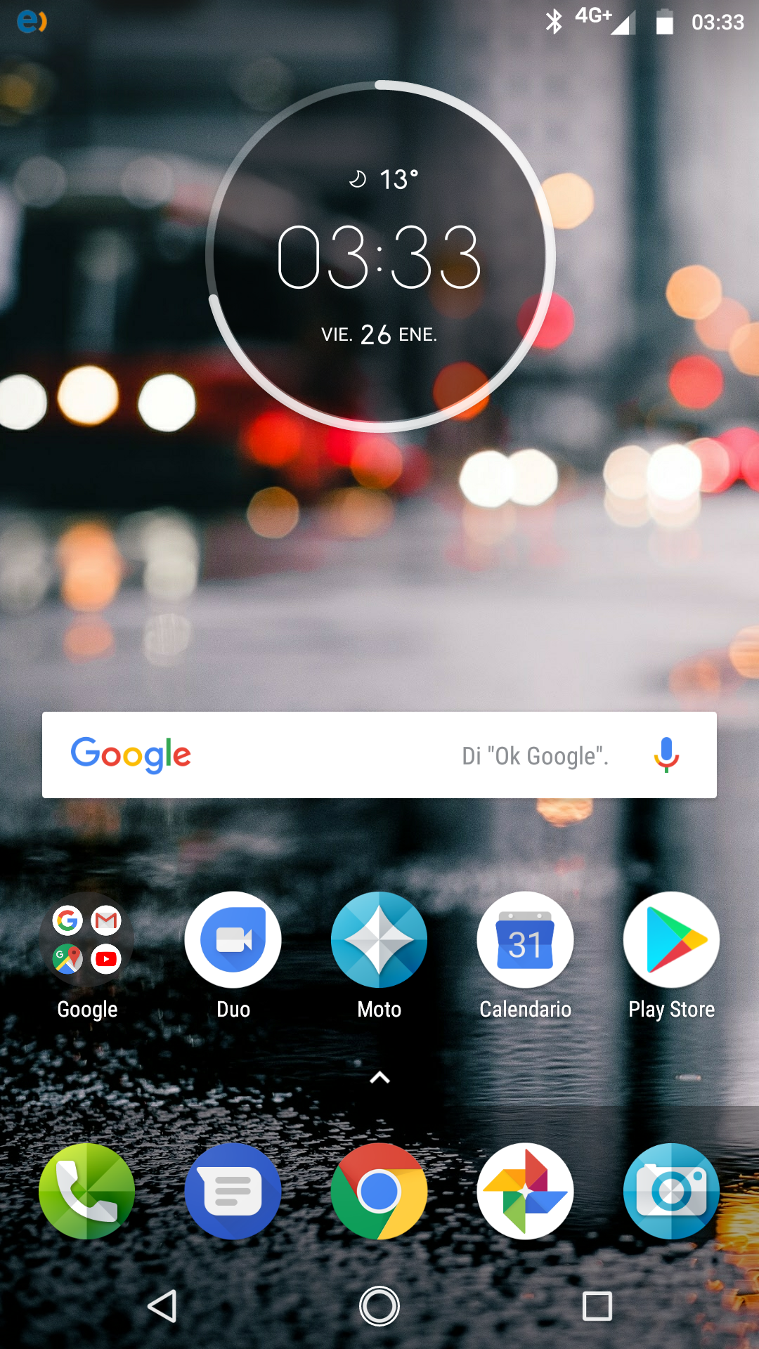 Обзор Motorola Moto # 4 7 "ширина =" 400 "высота =" 711