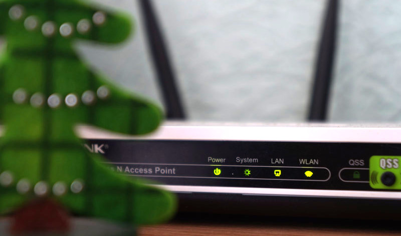 Cara memasang jaringan nirkabel atau WiFi yang mudah di rumah dengan router