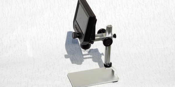 Untuk menyolder atau tidak untuk menyolder? Itulah pertanyaannya: apakah mikroskop solder digital nyaman?