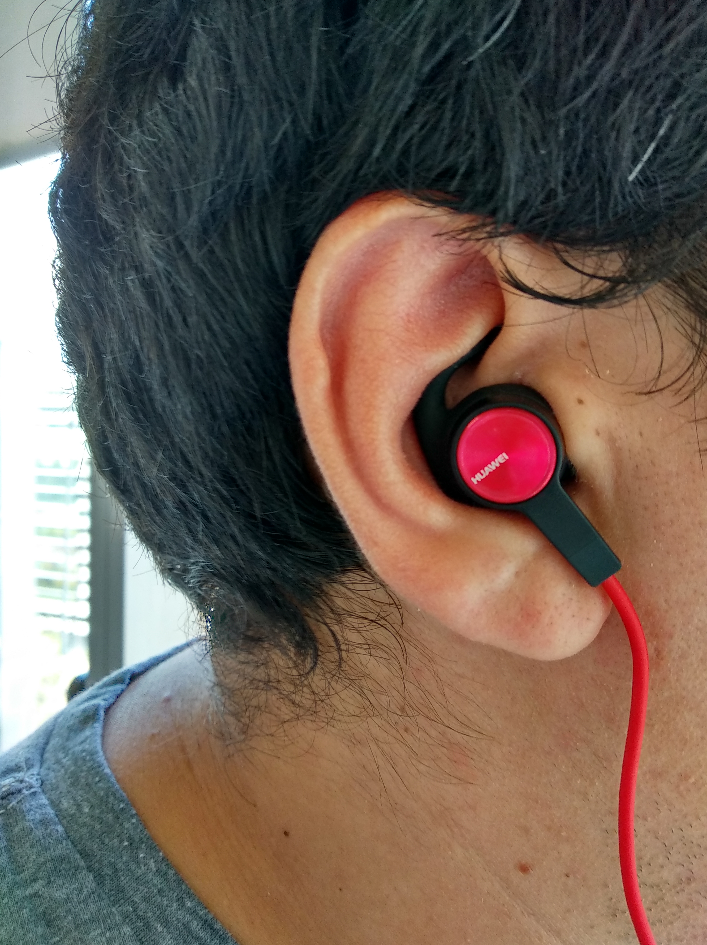 Huawei 8 Spor Bluetooth Kulaklıklarını Kontrol Edin