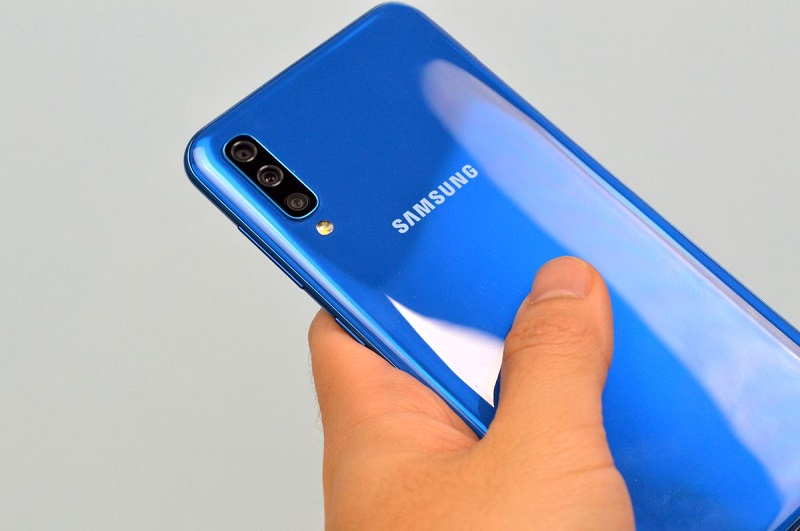Samsung Galaxy A50 diperbarui dengan peningkatan daya baterai 2