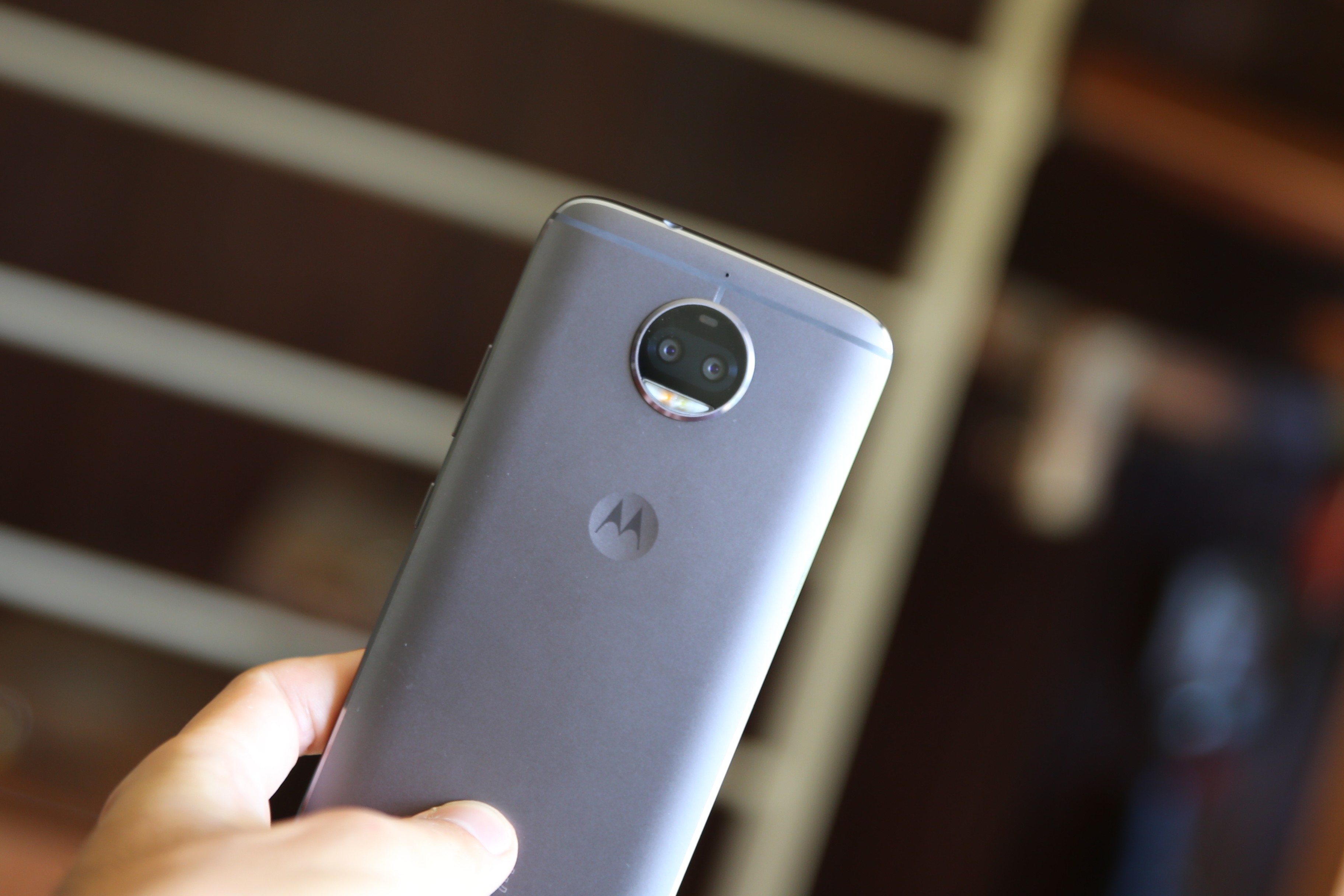 Đánh giá Motorola Moto G5S Plus 2"width =" 3648 "height =" 2432
