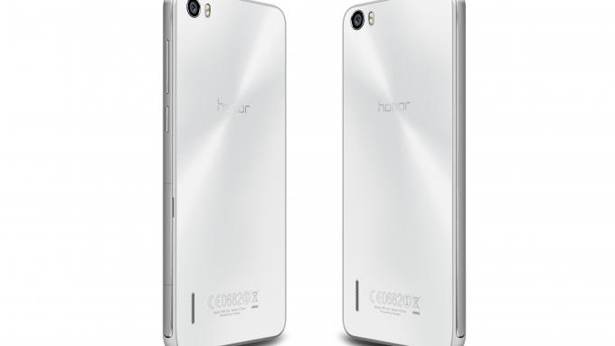 Ponsel cerdas Honor 6 membuang merek Huawei untuk melakukannya sendiri 2