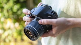 Лучшие зеркальные камеры 2019 года: 10 великолепных камер для всех 29 бюджетов