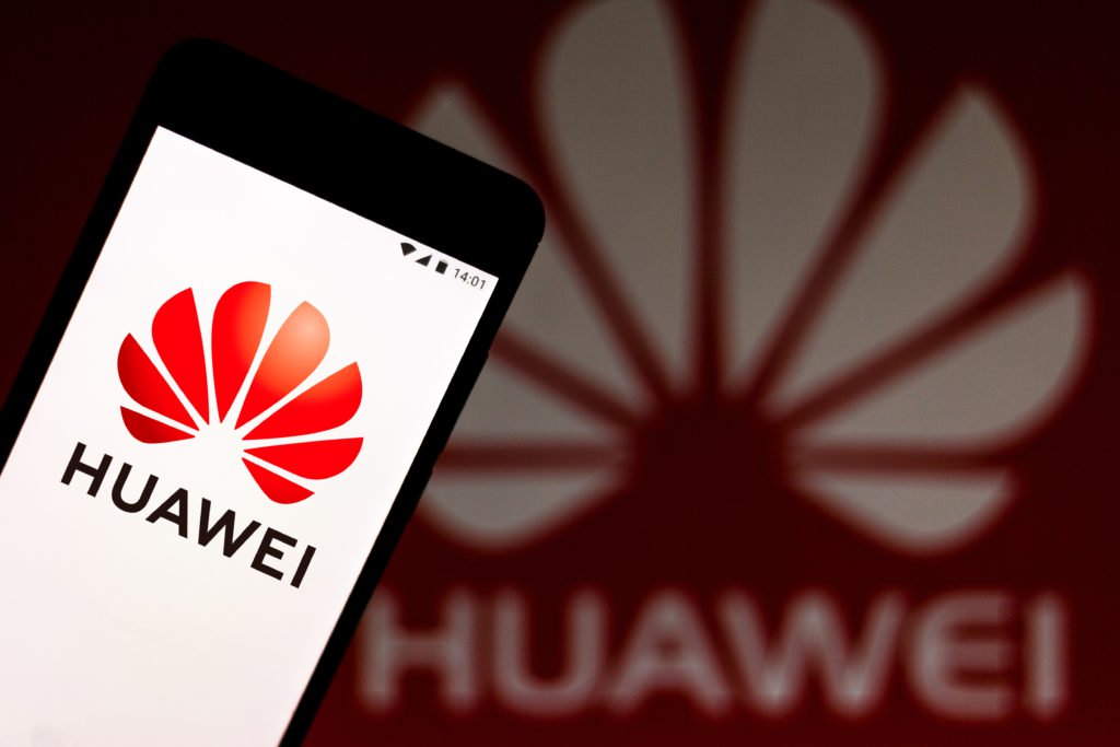 Gambar "resmi" Huawei akan mengungkapkan desain akhir dari Mate 30 Pro