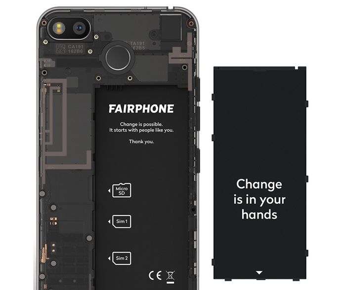 Bagian belakang baterai Fairphone 3 "width =" 700 "height =" 588