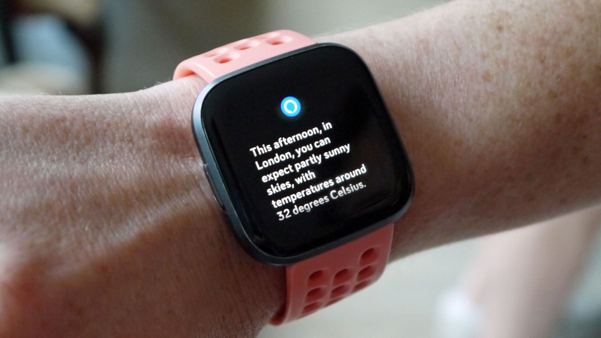 Fitbit Versa 2 menghadirkan Amazon Alexa ke pergelangan tangan Anda