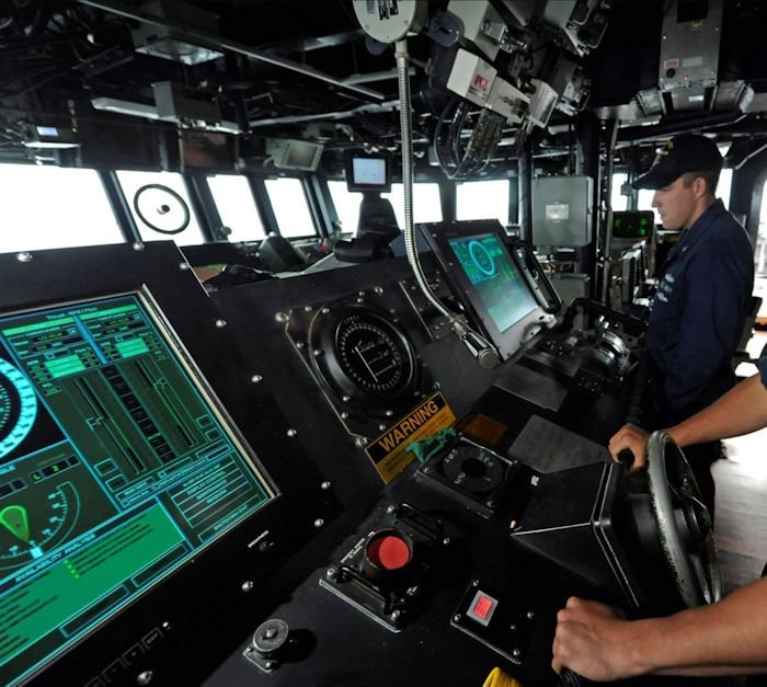 Angkatan Laut AS Untuk Mengatasi Pengendali Layar Sentuh Setelah Kecelakaan