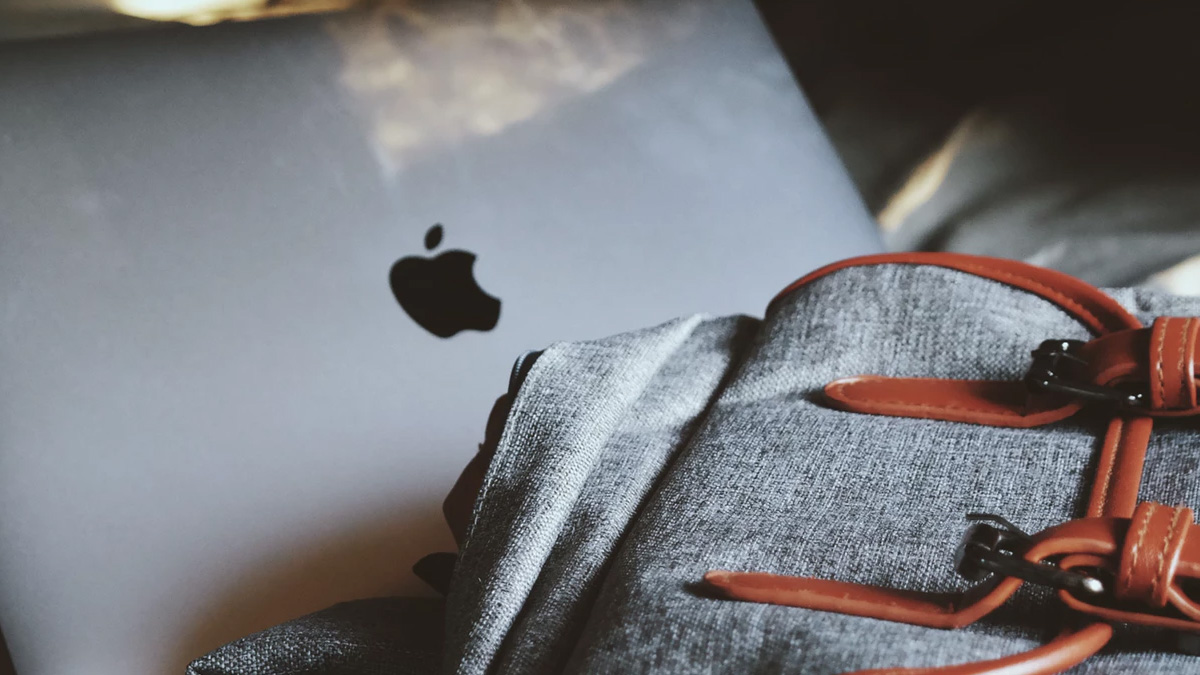Apple menolak untuk mengomentari larangan FAA pada MacBook Pro dari penerbangan 1