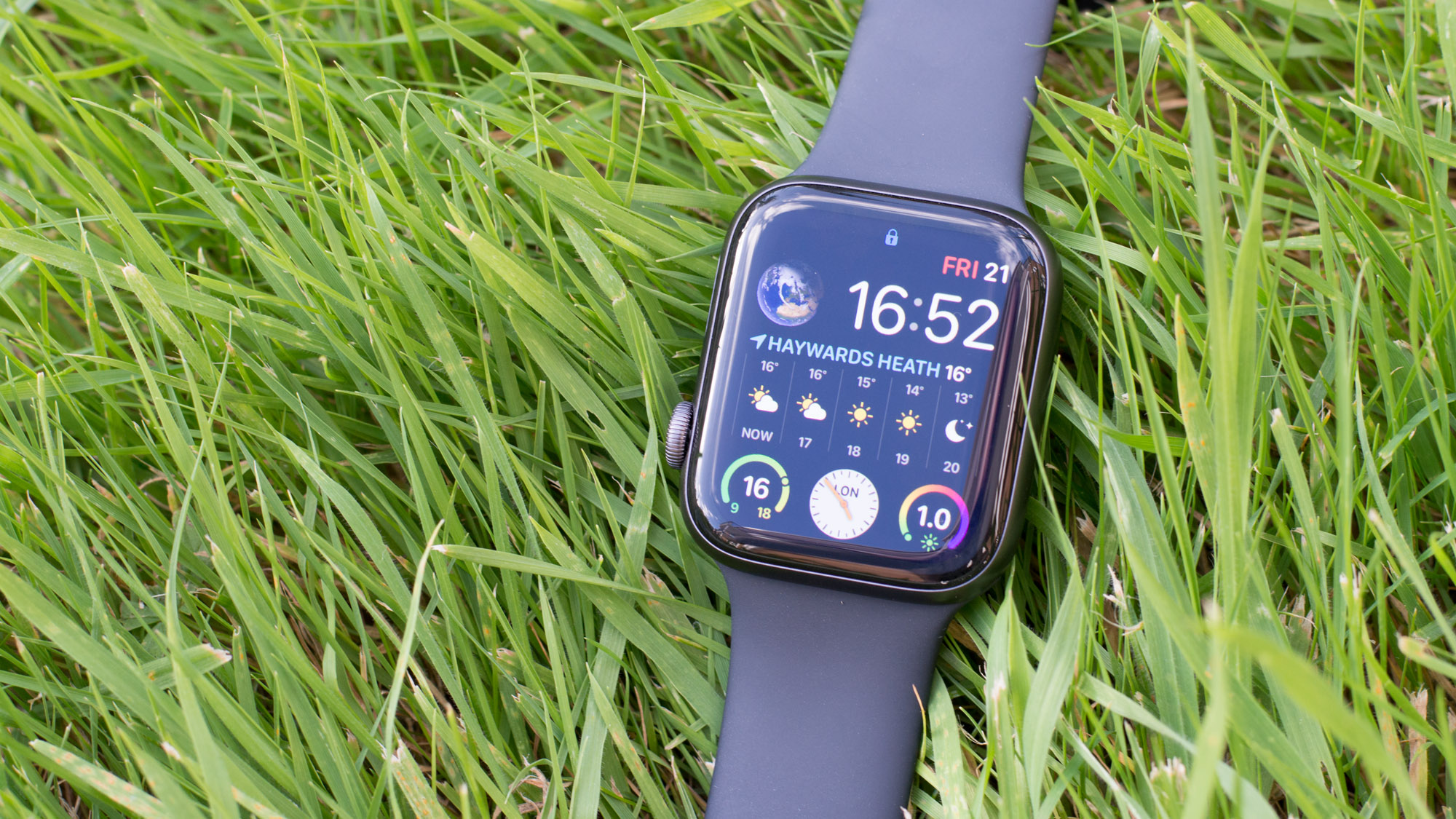 Apple untuk mengungkap DUA baru Apple Watch Model seri 5