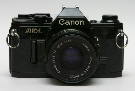 Canon Ae 1 Depan Dengan Lensa 50mm