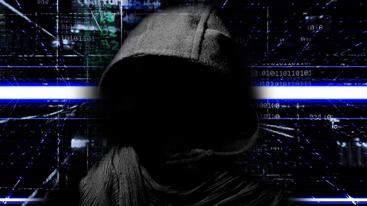 Hacker Behind Microsoft, Sony, EA Origin DDoS Attacks Sentenced to 27 Months in Prison