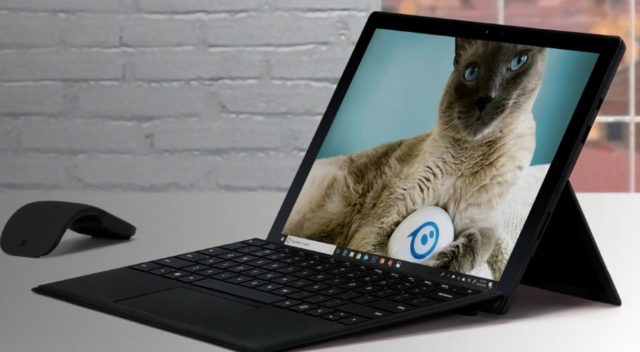 تؤكد Microsoft بعض أجهزة Surface Pro 6 و Surface Book 2 التي تعمل بسرعة Pentium II 1