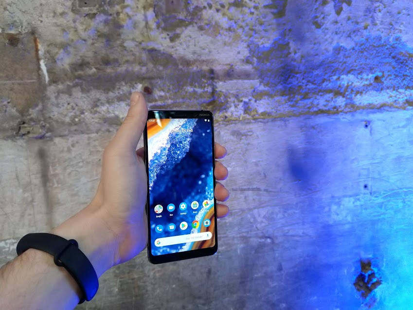 Pengguna Nokia 9 PureView, apakah pemindai sidik jari dalam layar berfungsi dengan baik sekarang?