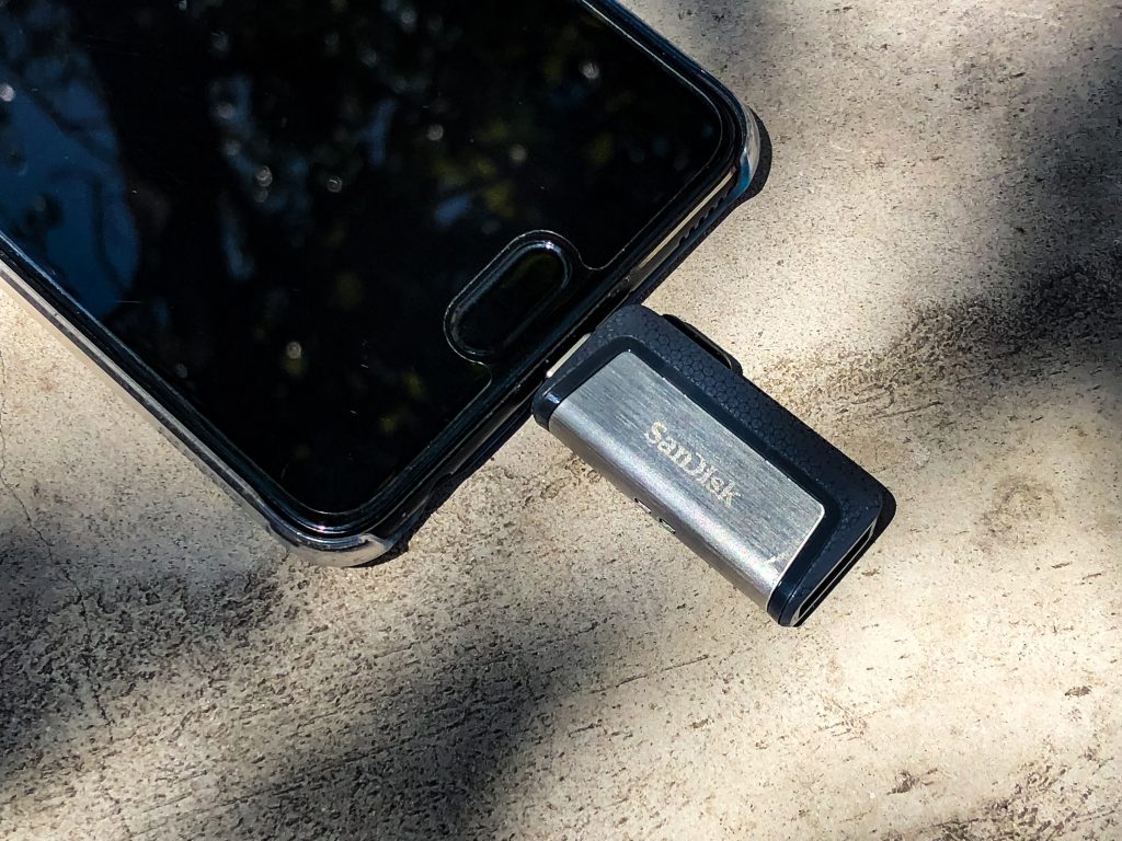 Tinjau Sandisk Ultra Dual Drive USB Type-C