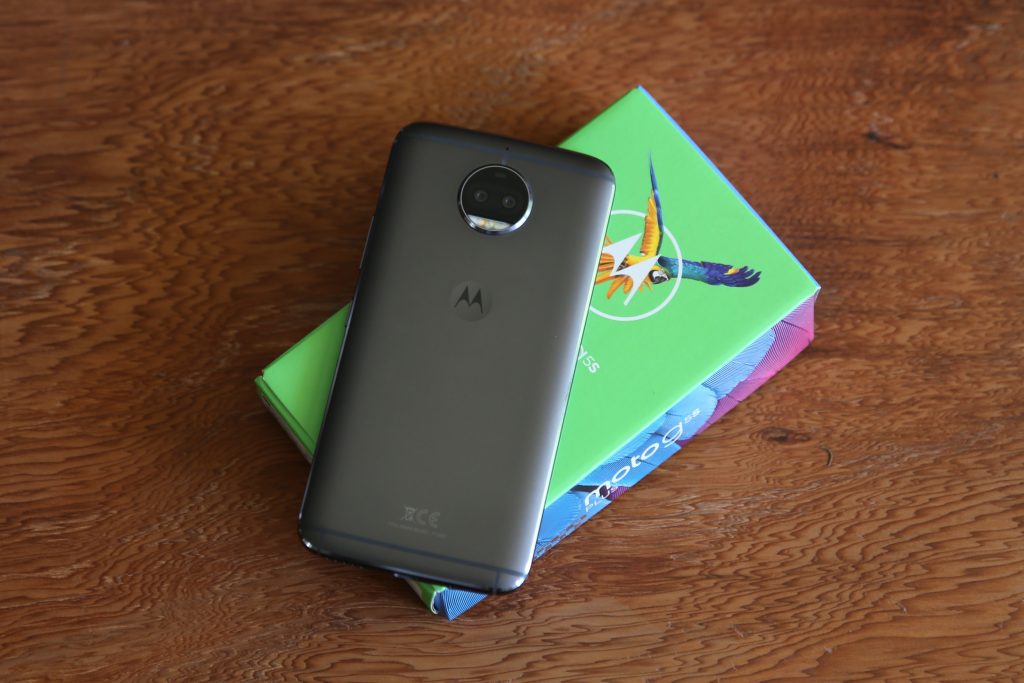 Đánh giá Motorola Moto G5S Plus 1
