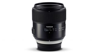 Tamron SP 45mm f / Bình luận 1.8 Trong USD USD 2
