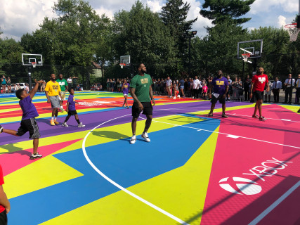 Xbox dan 2K Membangun Lapangan Basket Satu-of-a-Kind di I Promise School di Akron