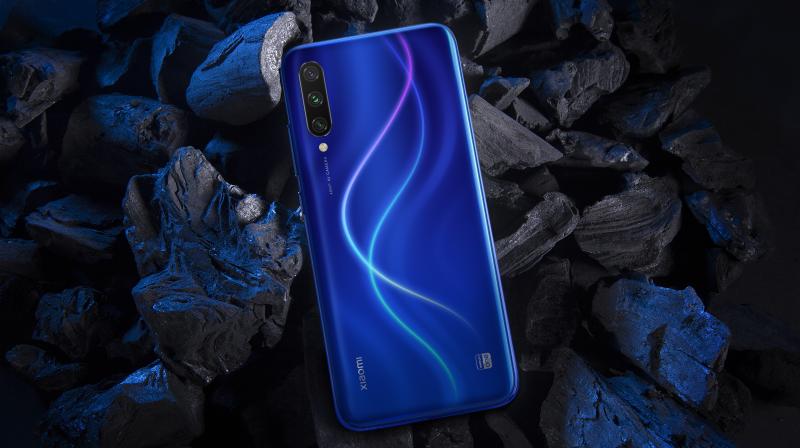 Mi A3 features Sony’s 48MP IMX586 sensor, coupled with an 8MP ultra-wide and a 2MP depth sensor.