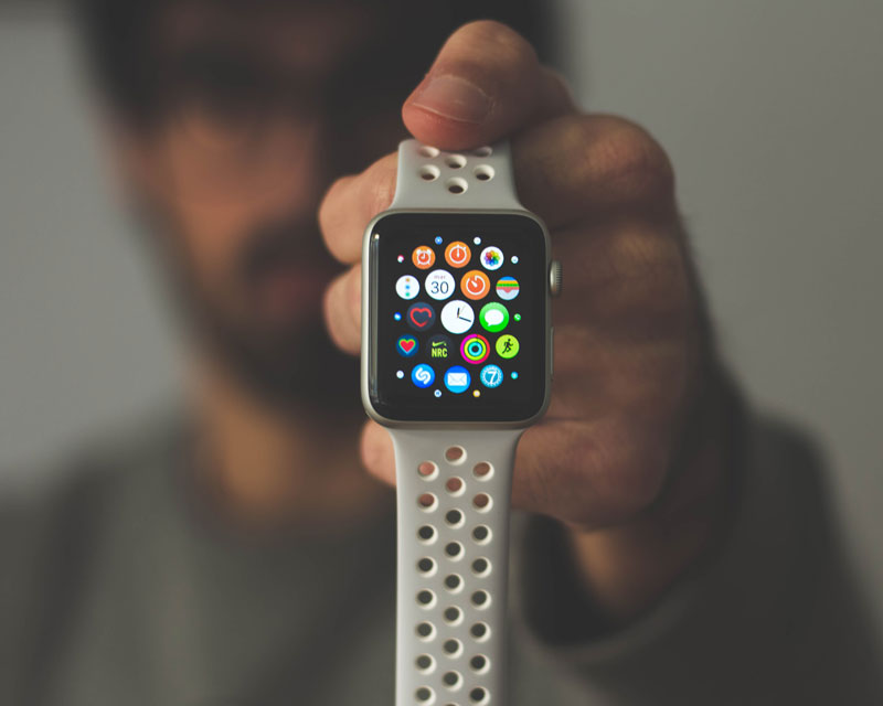 Apple Watch        новый