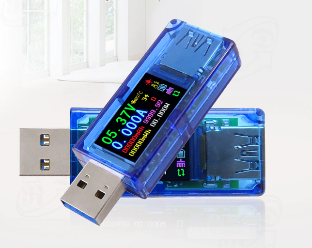 Penguji USB AT34 dengan tampilan dan pengukuran OLED hingga 30 V dan hingga 4 A