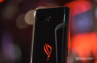 Asus ROG Phone 2 vent belakang logo ROG dan kamera