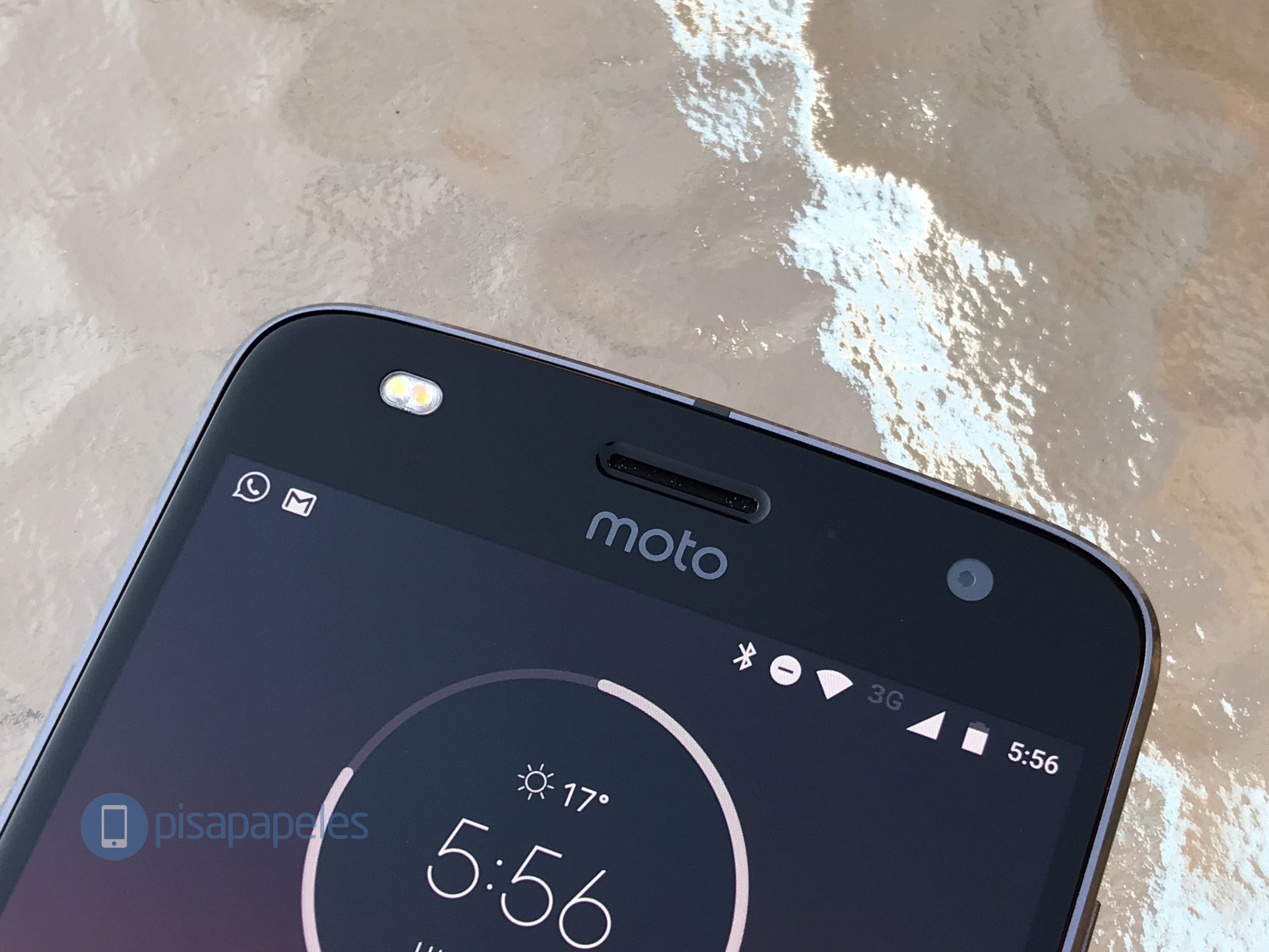 Periksa Motorola Moto Z2 Play 9 "width =" 2133 "height =" 1600