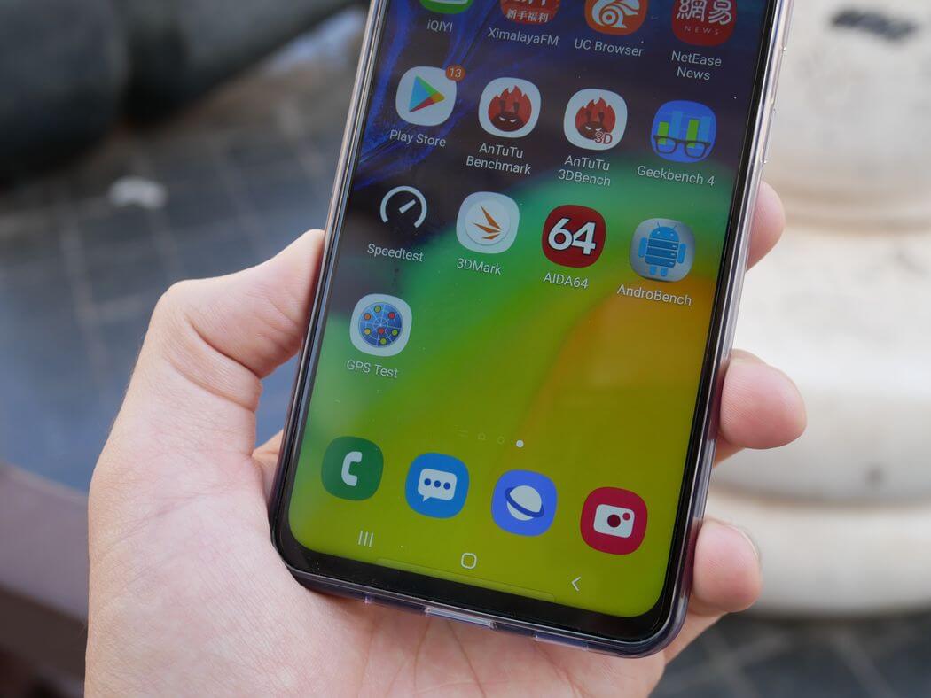 Samsung Galaxy Đánh giá A60: Điện thoại thông minh tốt nhất có màn hình Infinity-O với giá $ 219