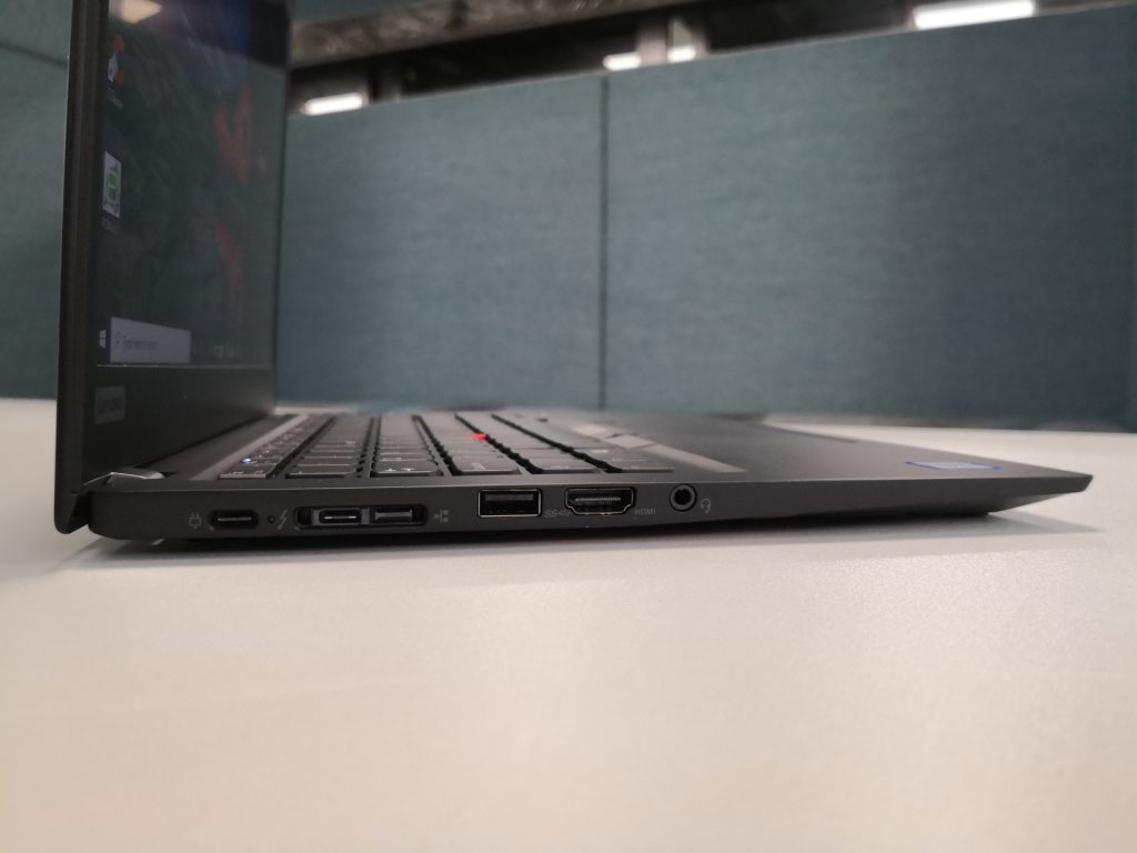 Ulasan Lenovo ThinkPad T490