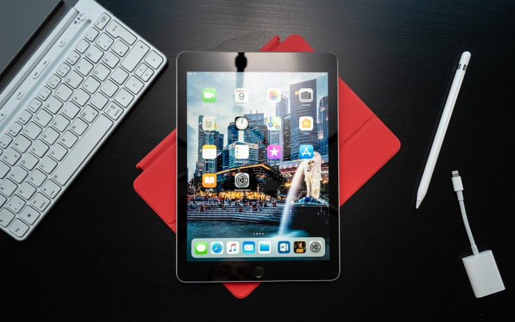 iPad 2018 Review
