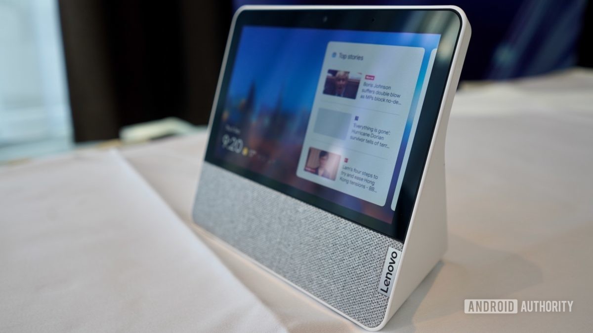 Lenovo Smart Display 7 doğru profil