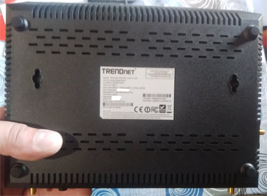 Router TrendNet TEW-827DRU: tidak murah, sangat keren 16