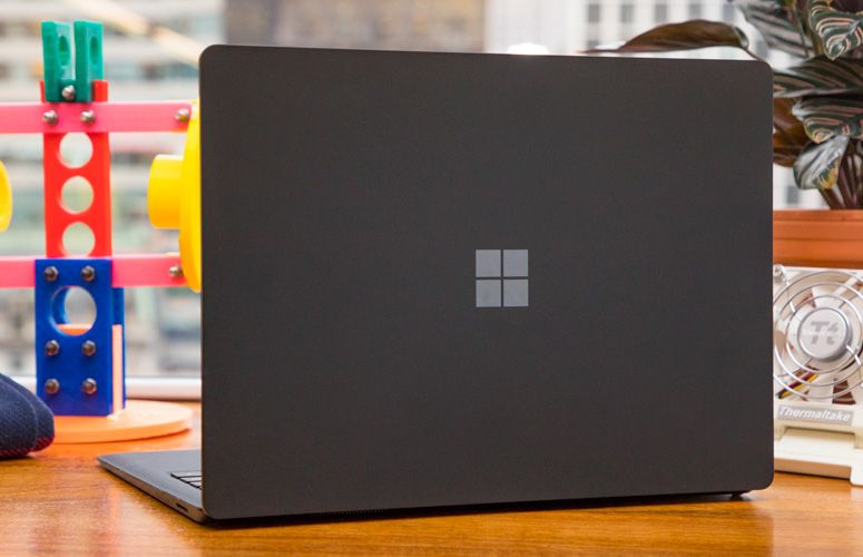 Surface Laptop 2 Sekarang Diskon $ 300